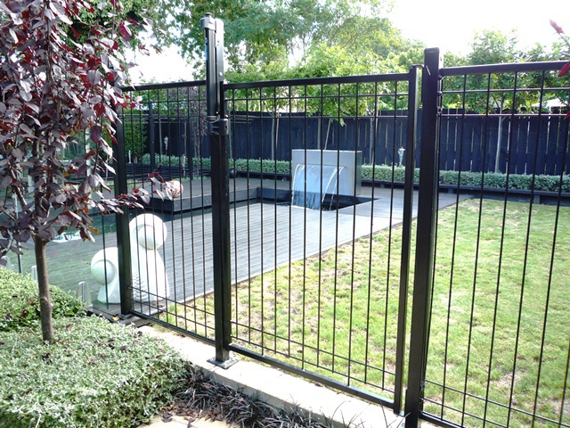 Pool Panel Fencing