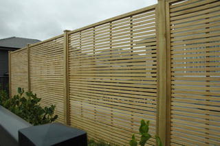 Oriental Trellis Fence Screen